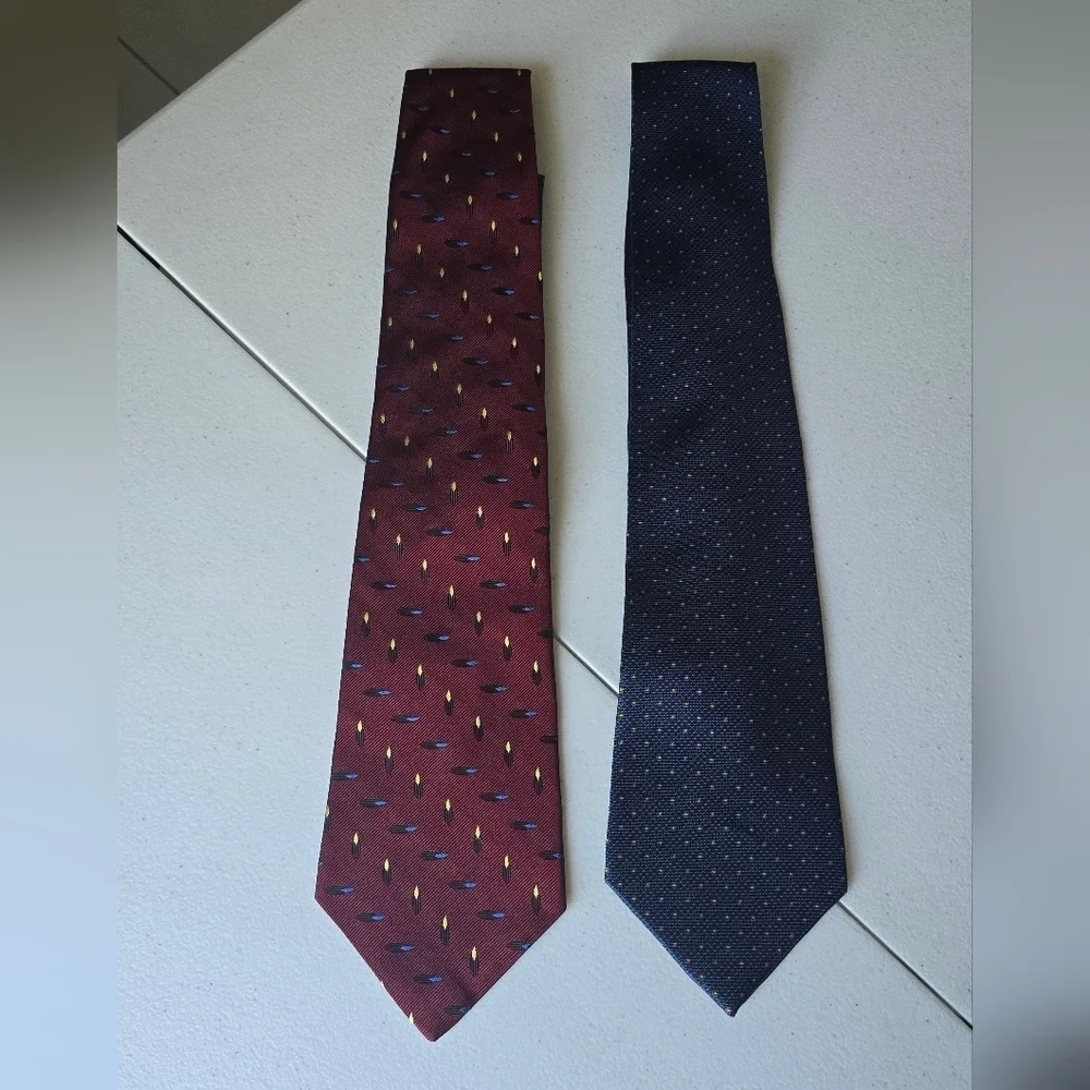 Tommy Hilfiger Bundle Mens blue&red ties